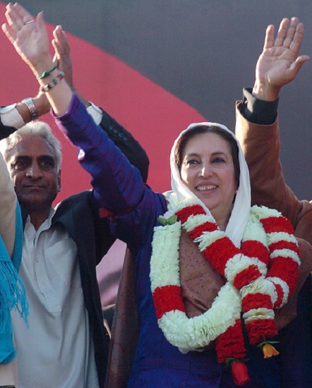 bhutto regresa por �ltima vez a pakist�n
