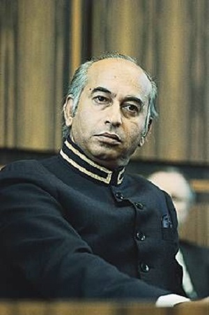 zulfikar, padre de benazir  bhutto
